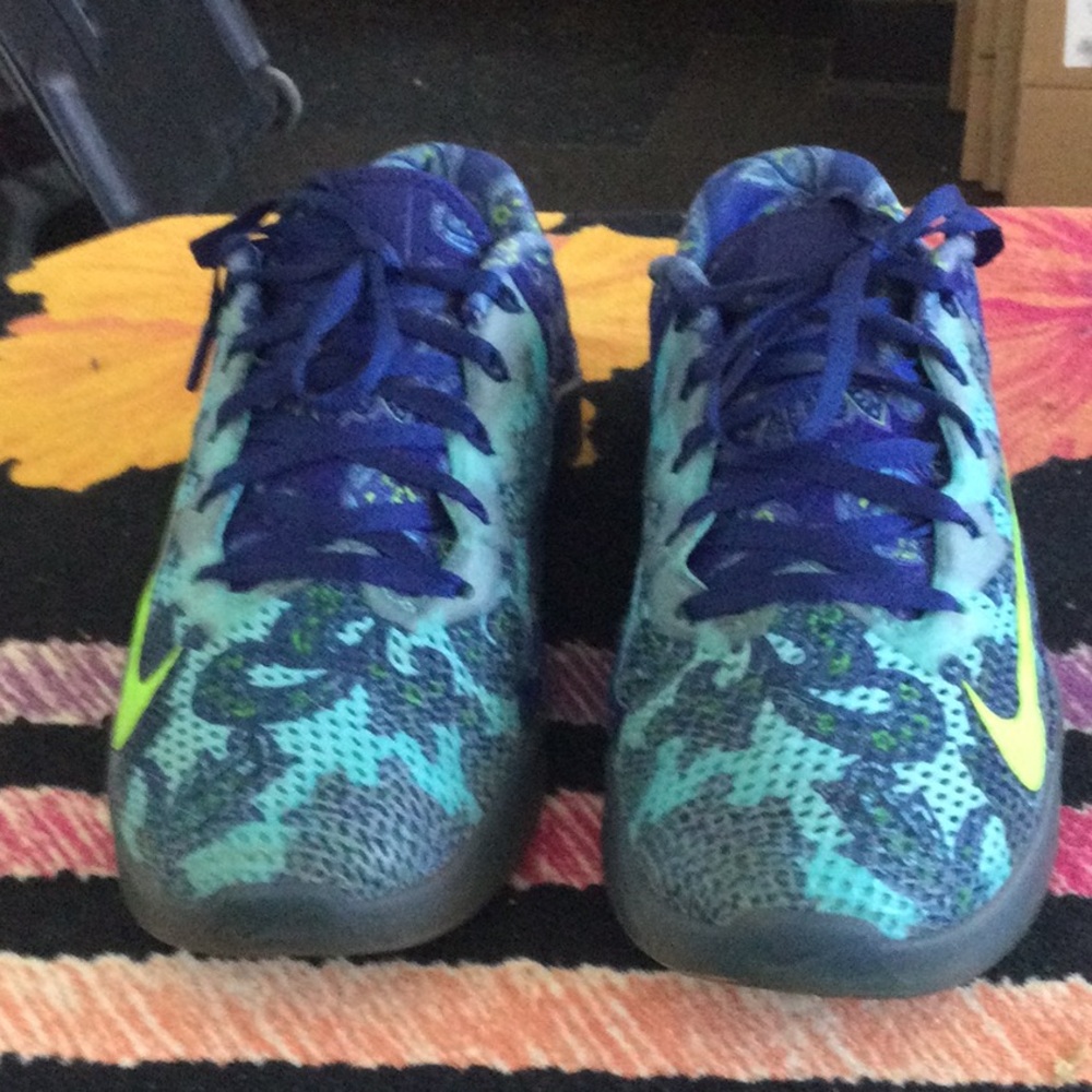 Nike Blue and Green Athletic Shoes